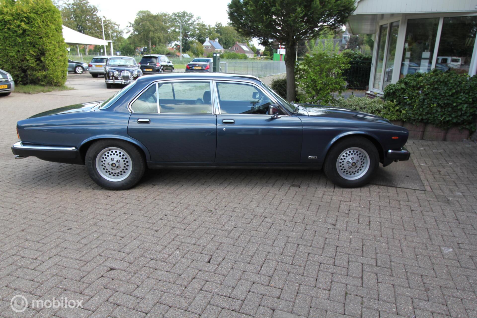 Foto van Jaguar XJ