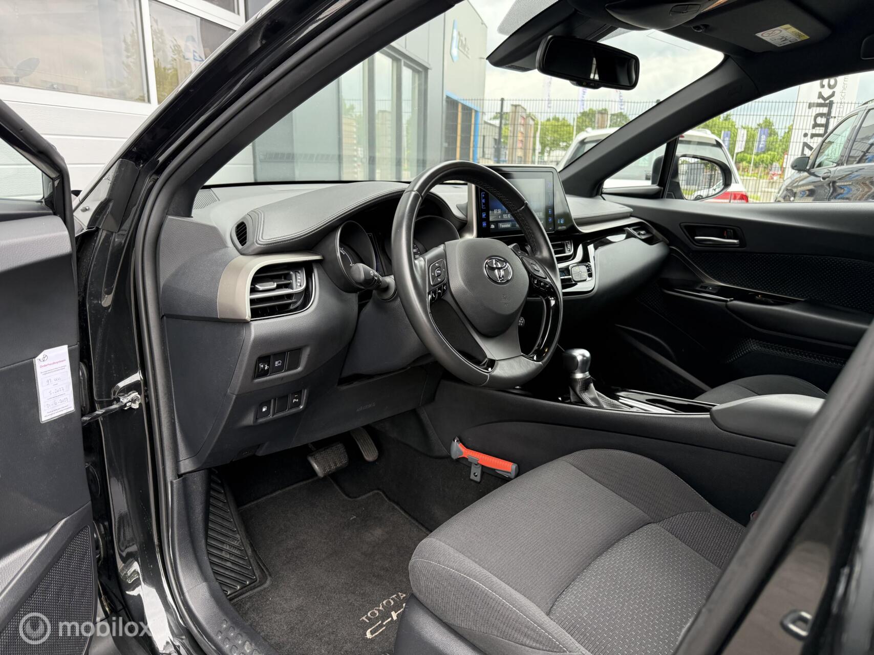 Foto van Toyota Toyota C-hr