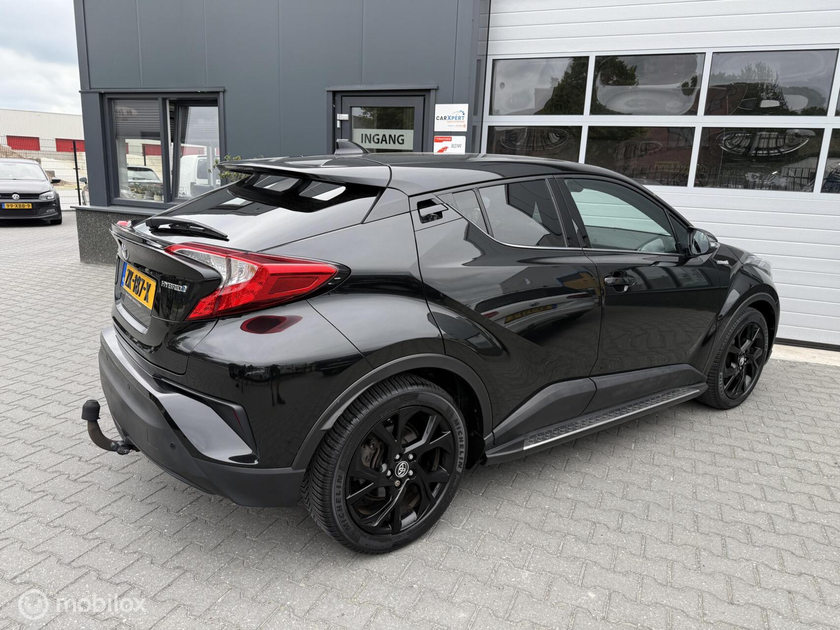 Foto van Toyota Toyota C-hr
