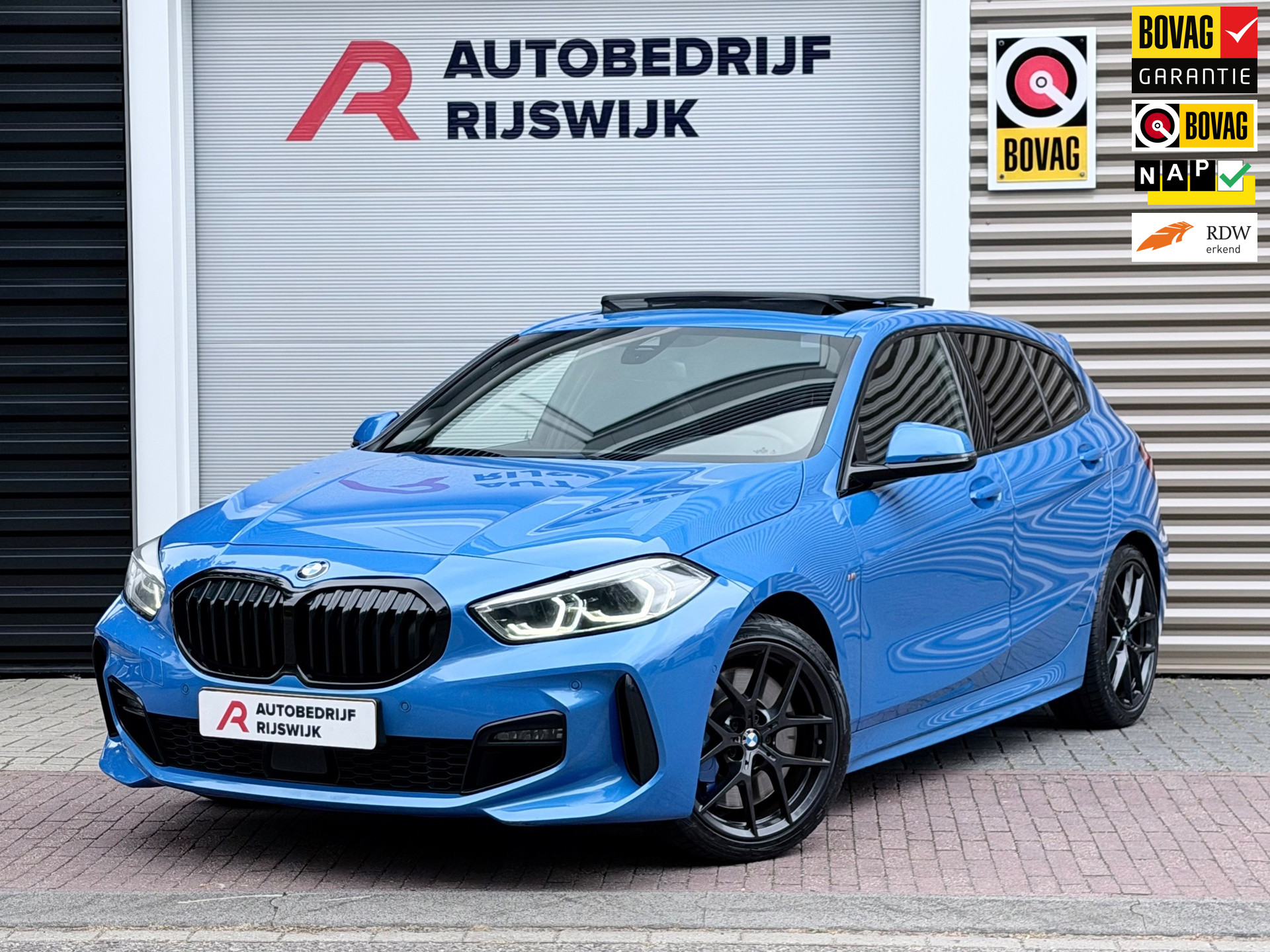 BMW 118i 118i Executive Edition Pano/Camera/HuD 2020 - voorkant
