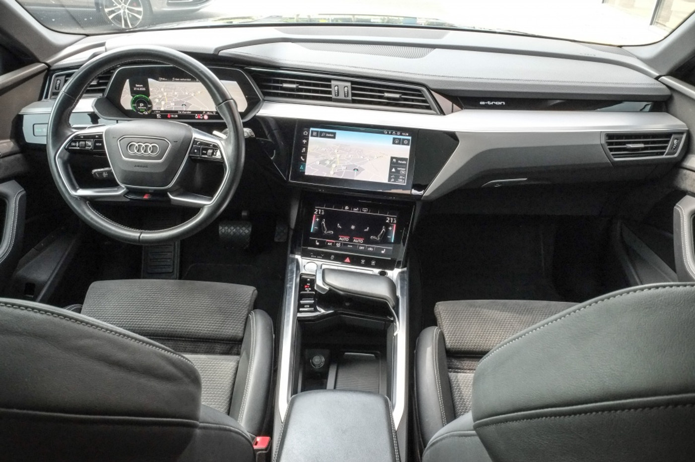 Foto van Audi E-tron 50