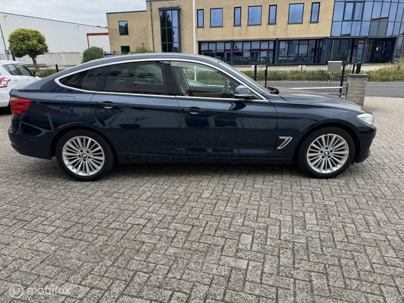 Foto van BMW 320i