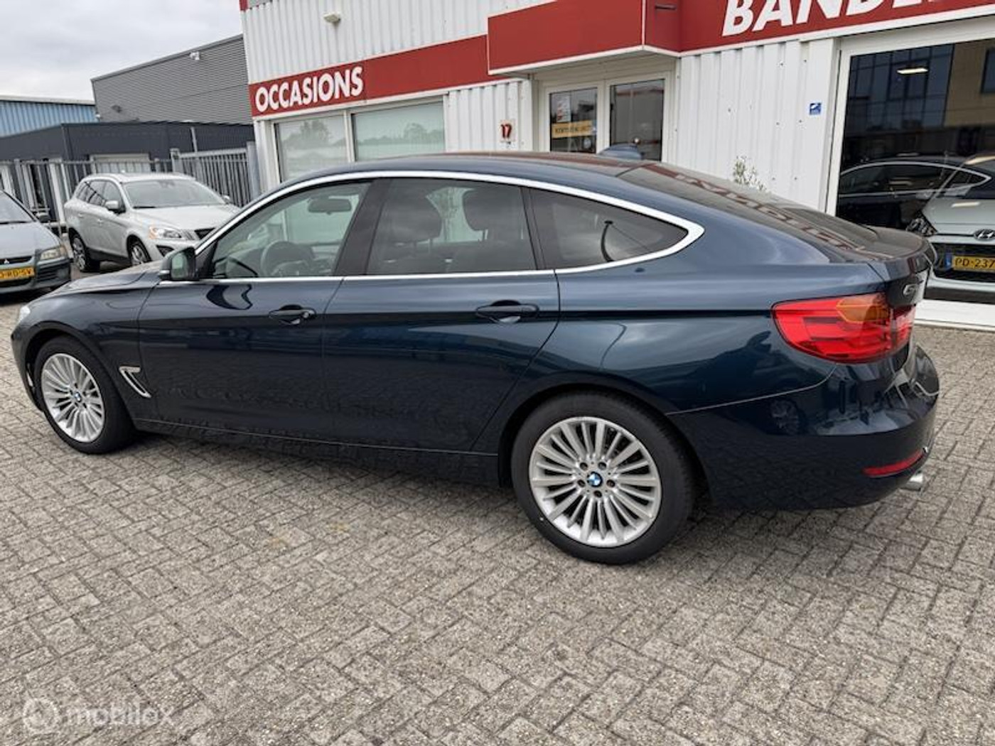 Foto van BMW 320i
