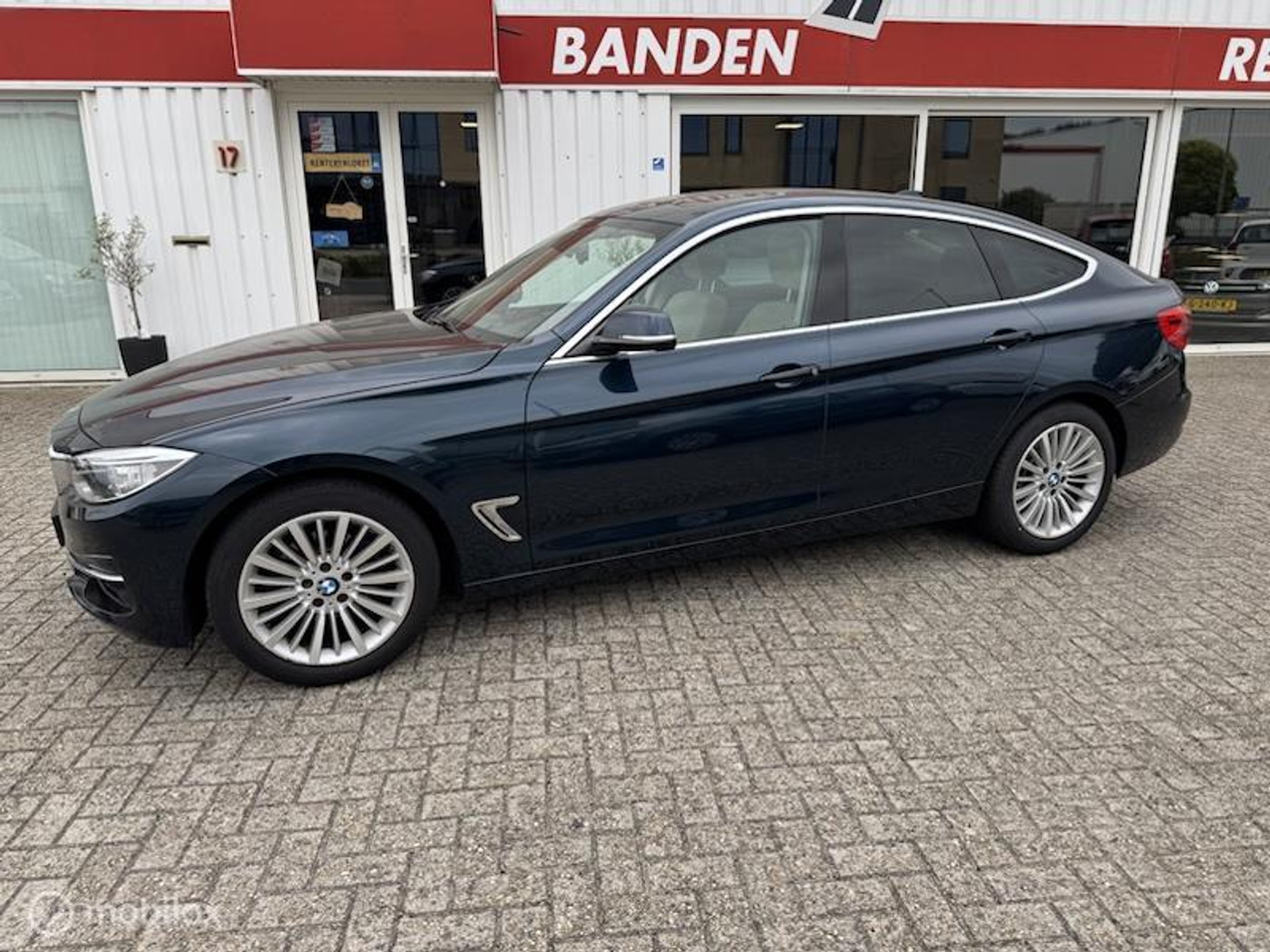 Foto van BMW 320i
