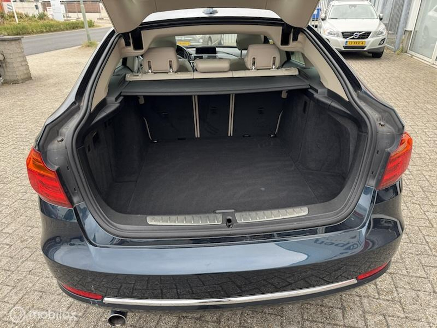 Foto van BMW 320i