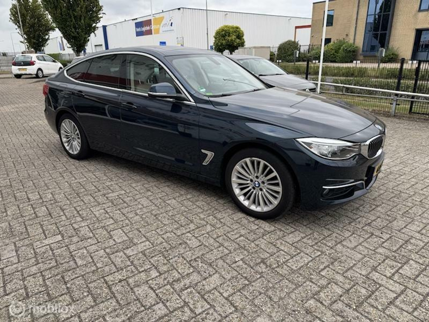 Foto van BMW 320i