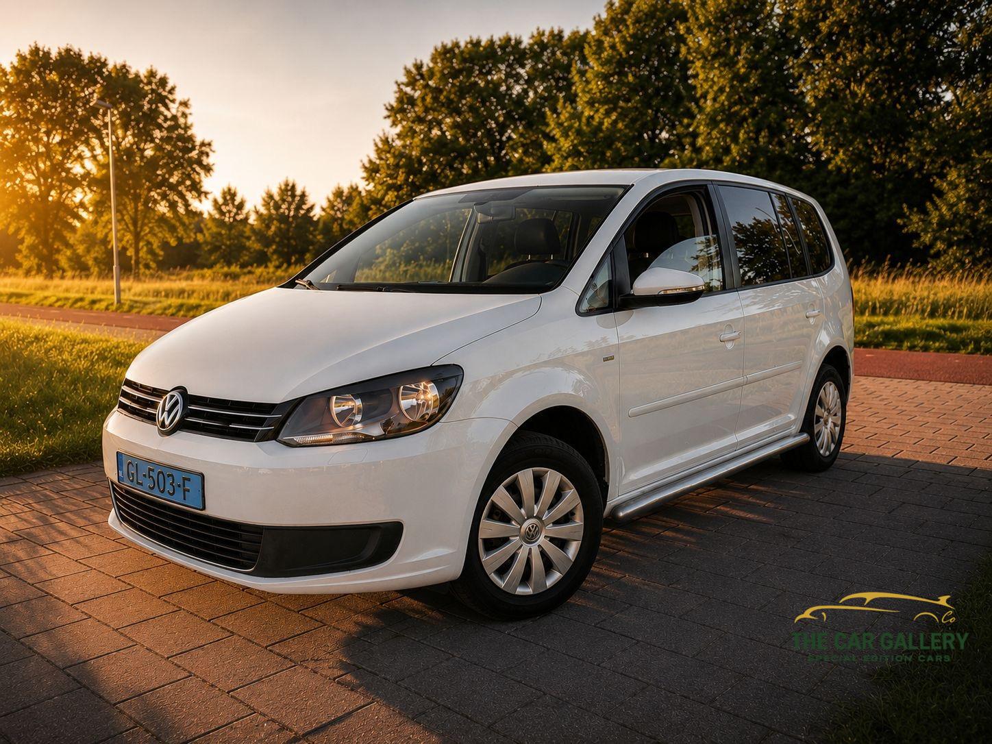 Volkswagen Touran 2.0 TDI SCR Highline 2015 - voorkant