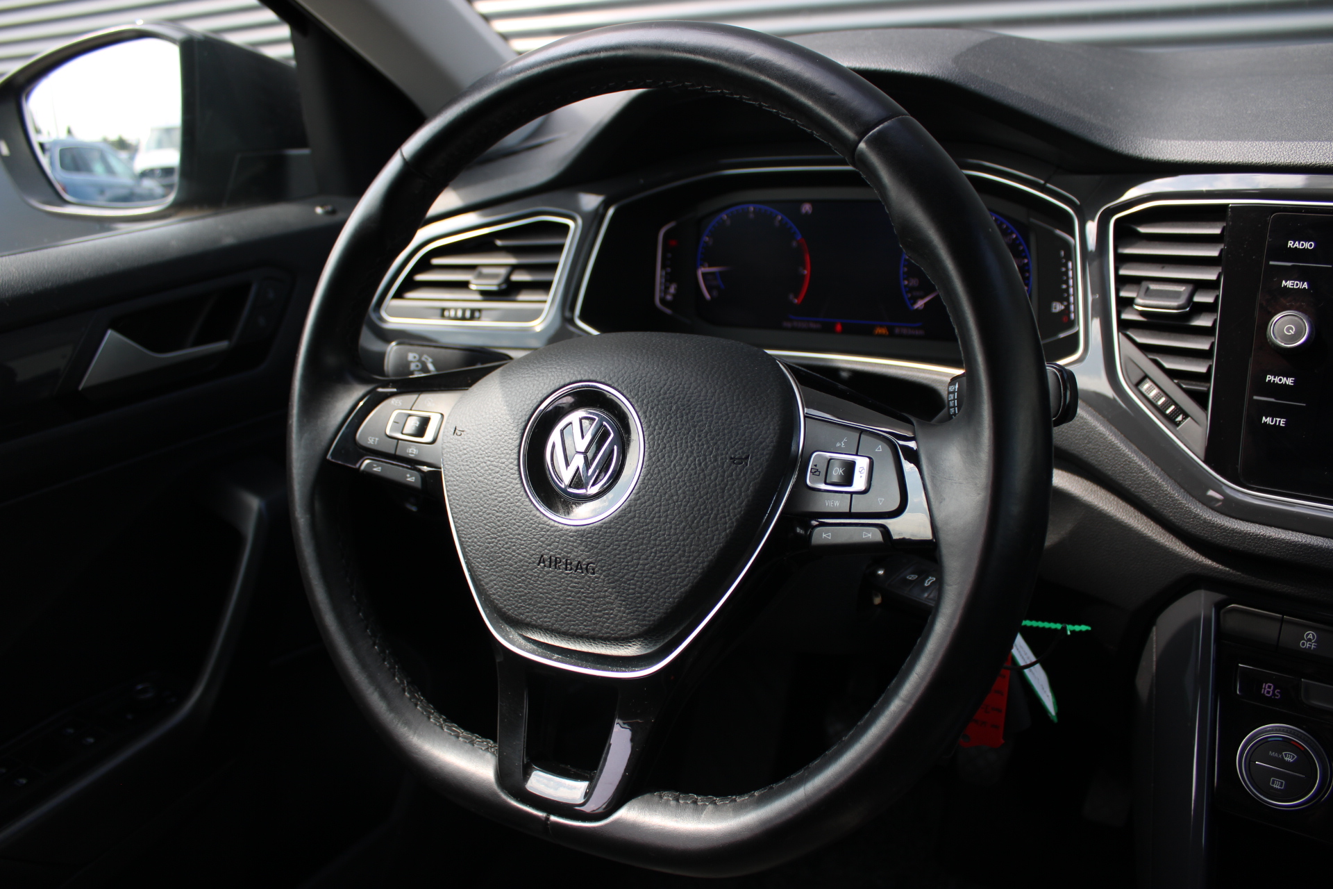 Foto van Volkswagen T-roc