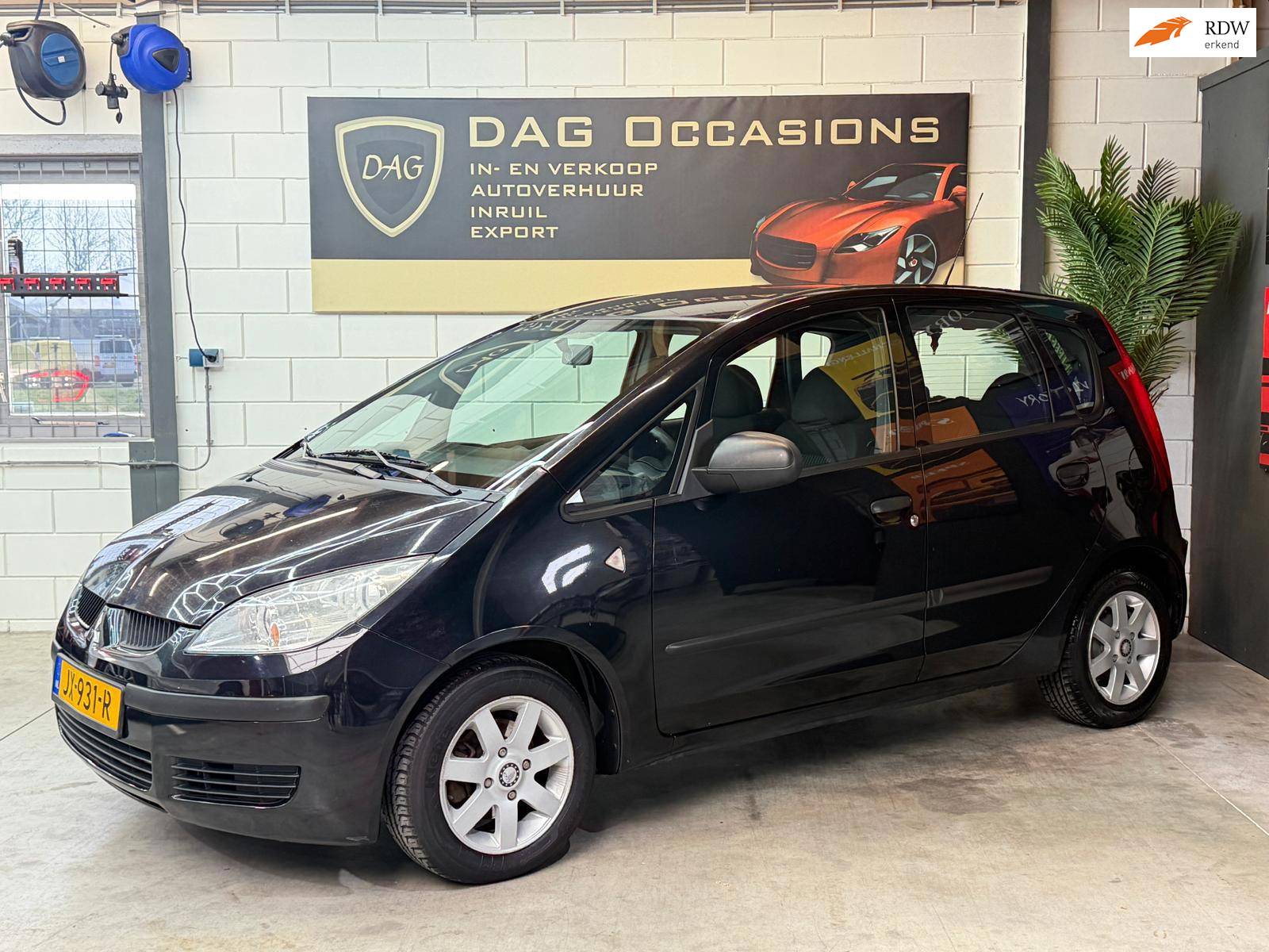 Mitsubishi Colt 1.1 AIRCO|ELEKTRISCHE RAMEN|LM VELGEN 2007 - voorkant