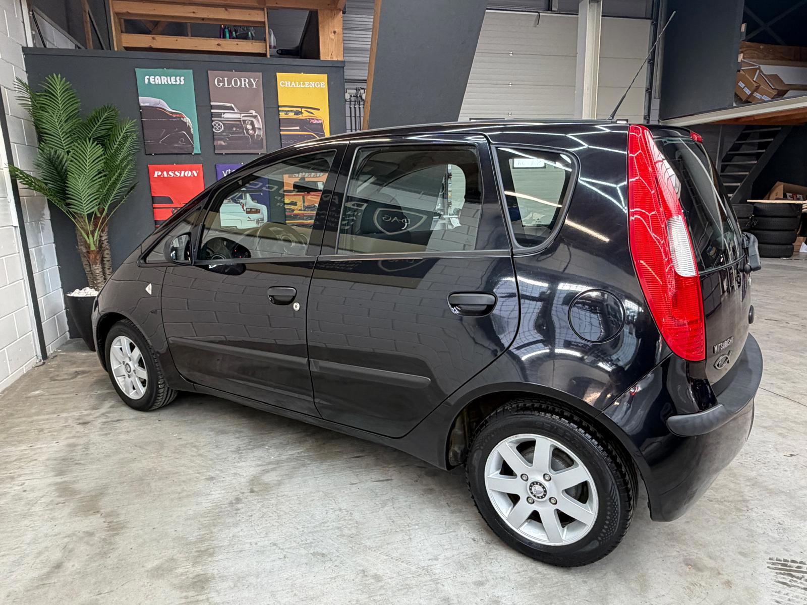 Foto van Mitsubishi Colt