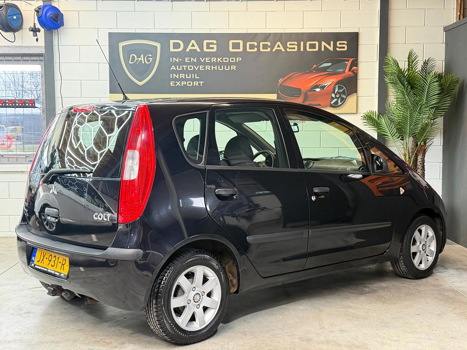 Foto van Mitsubishi Colt