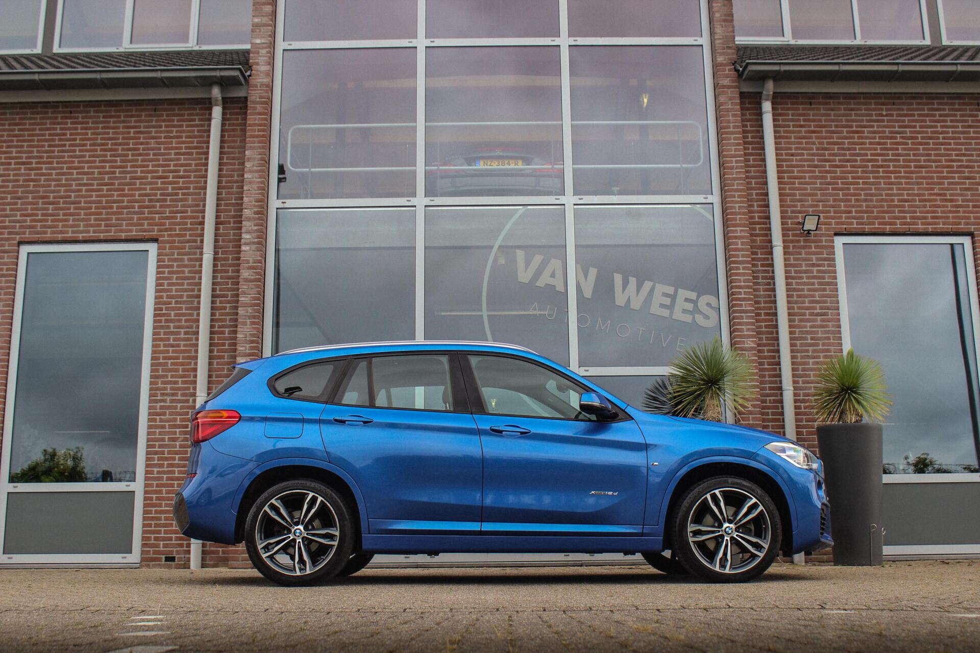 Foto van BMW X1 Xdrive18d