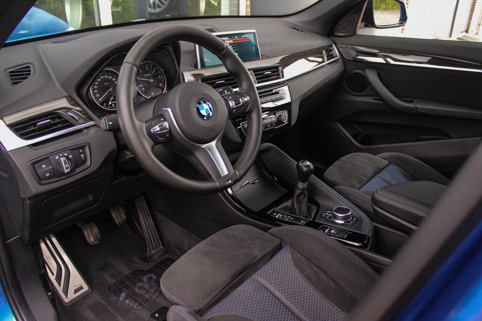 Foto van BMW X1 Xdrive18d