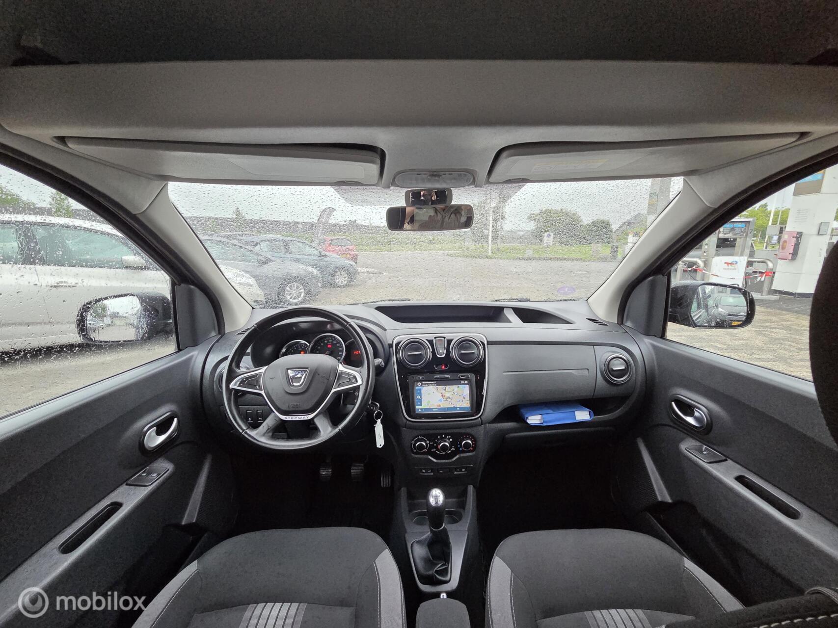 Foto van Dacia Dokker