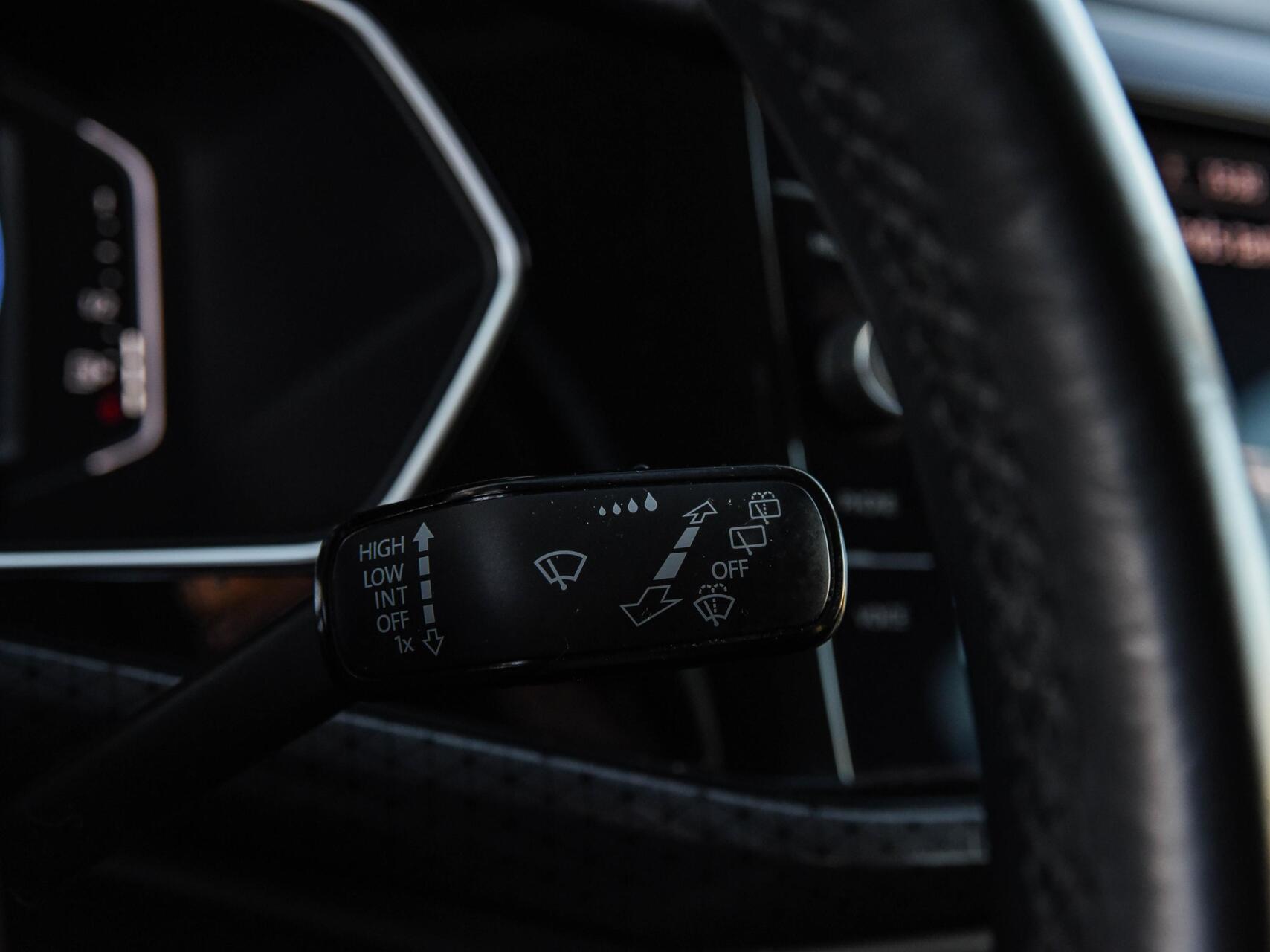 Foto van Volkswagen T-cross