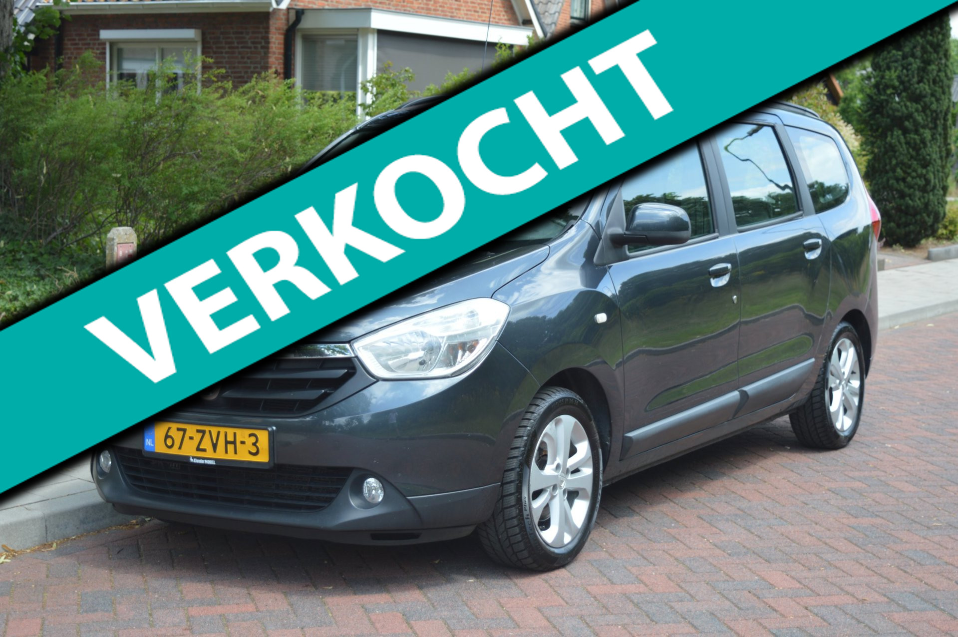 Dacia Lodgy 1.2 TCe Prestige 5p. Recent groot onderhoud gehad 2013 - voorkant