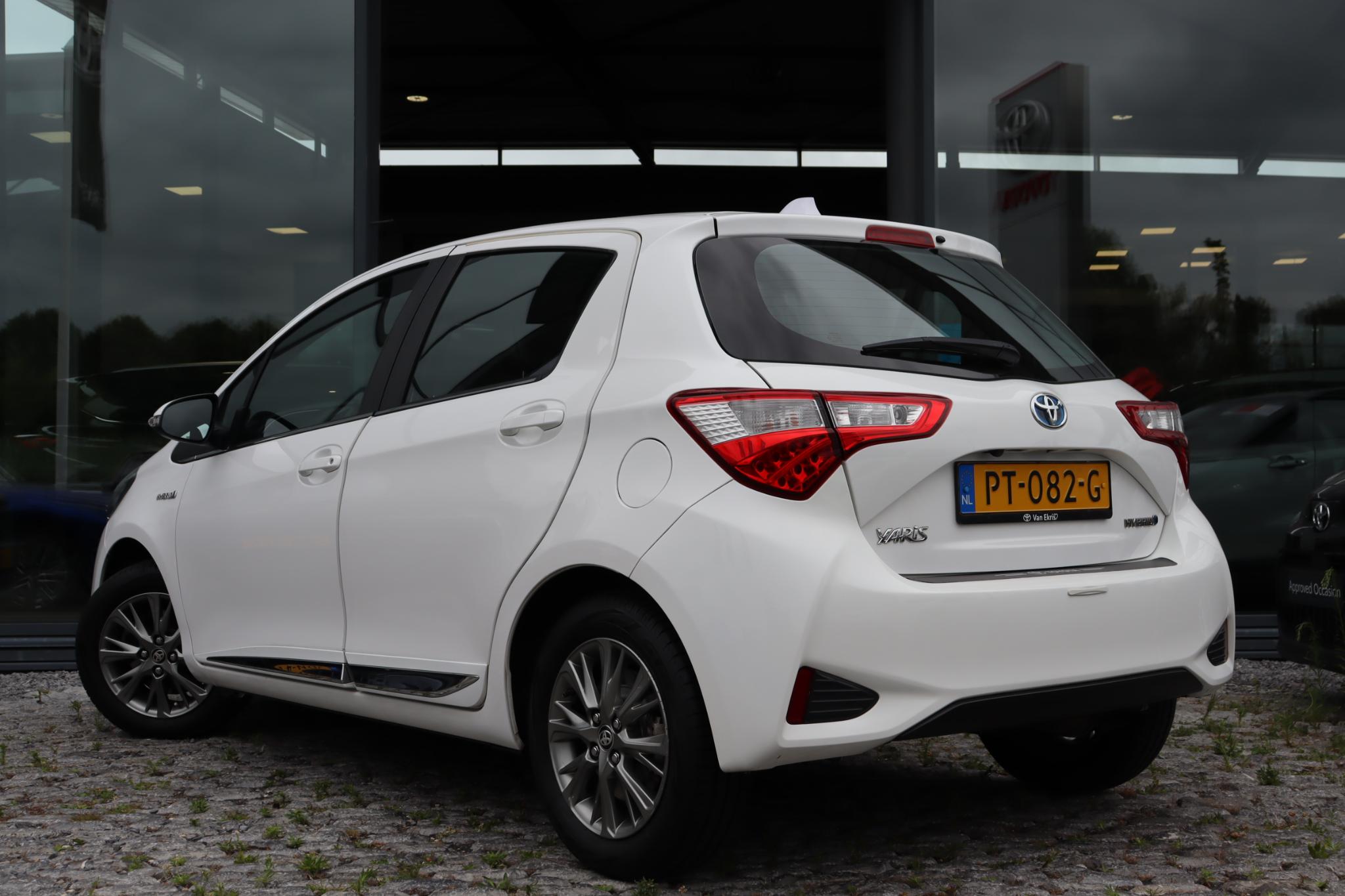 Foto van Toyota Toyota Yaris Hybrid