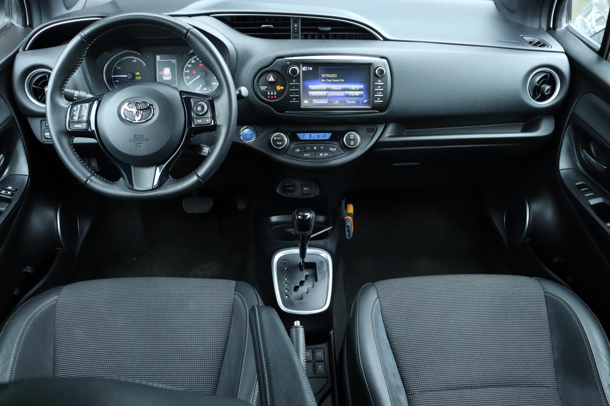 Foto van Toyota Toyota Yaris Hybrid