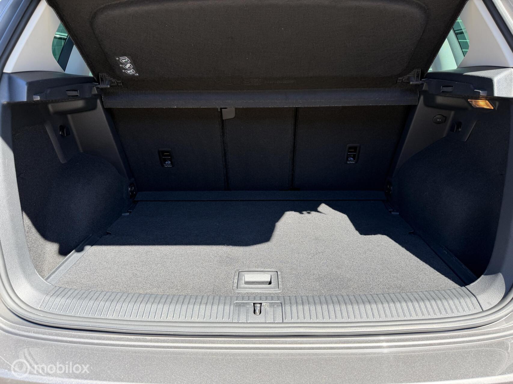 Foto van Volkswagen Golf Sportsvan