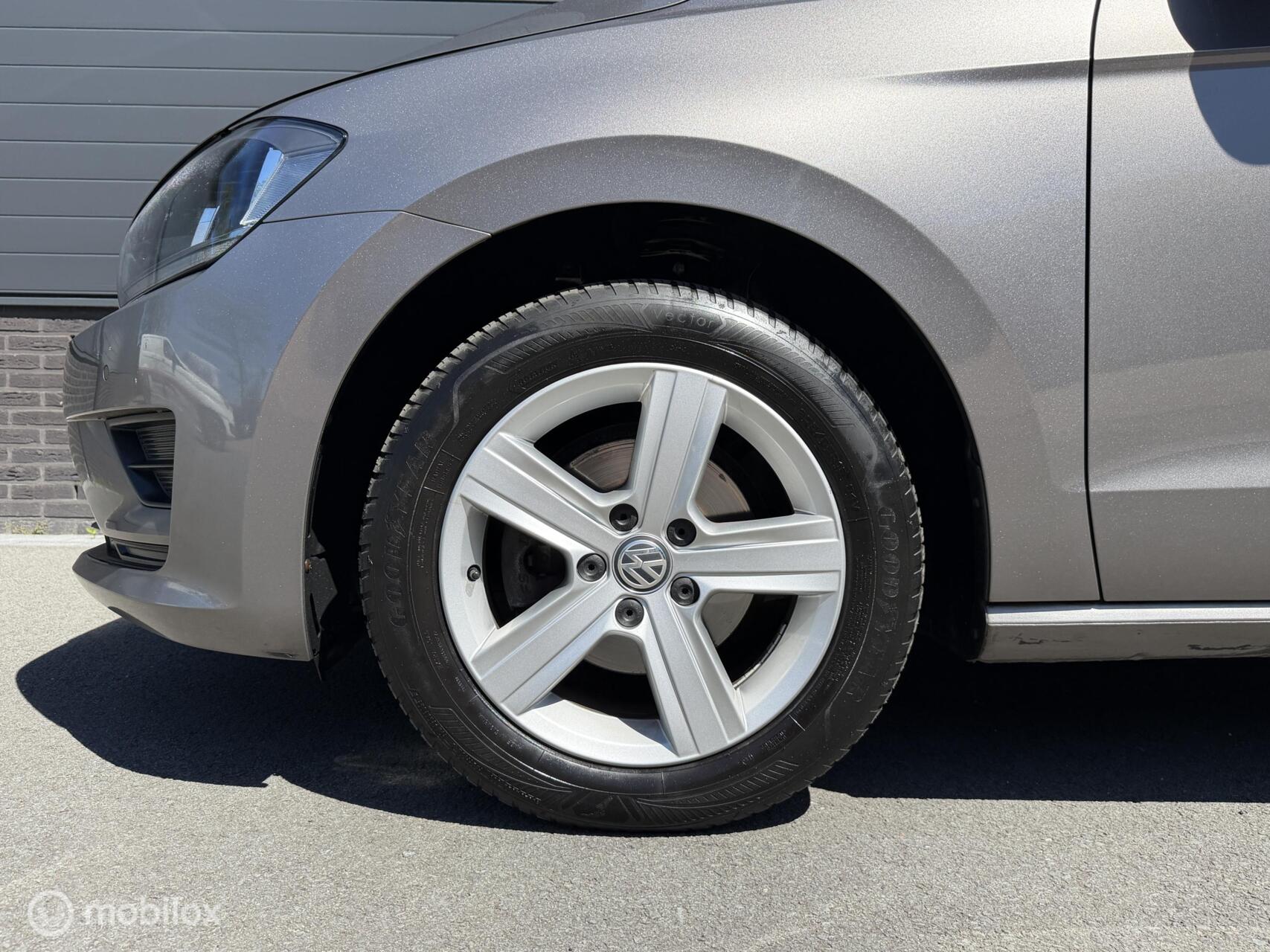 Foto van Volkswagen Golf Sportsvan