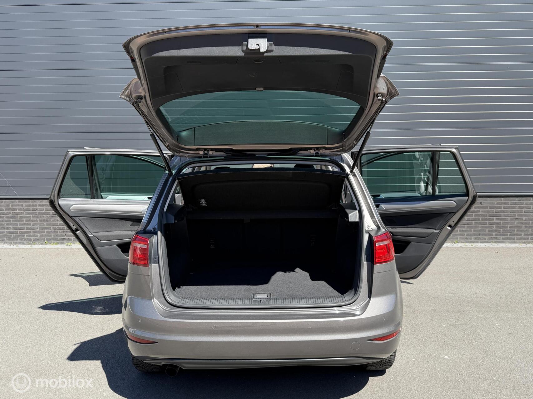 Foto van Volkswagen Golf Sportsvan