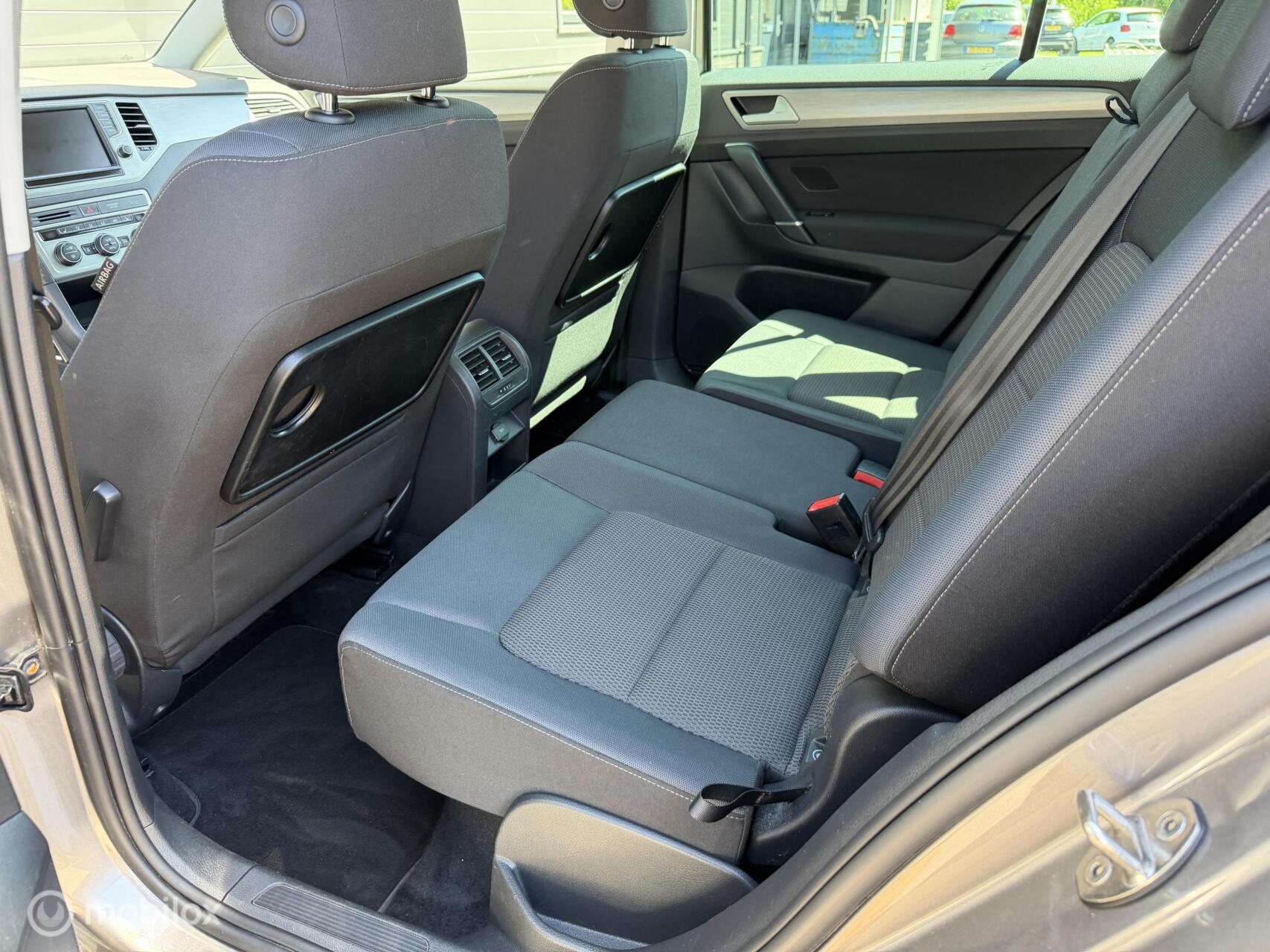 Foto van Volkswagen Golf Sportsvan