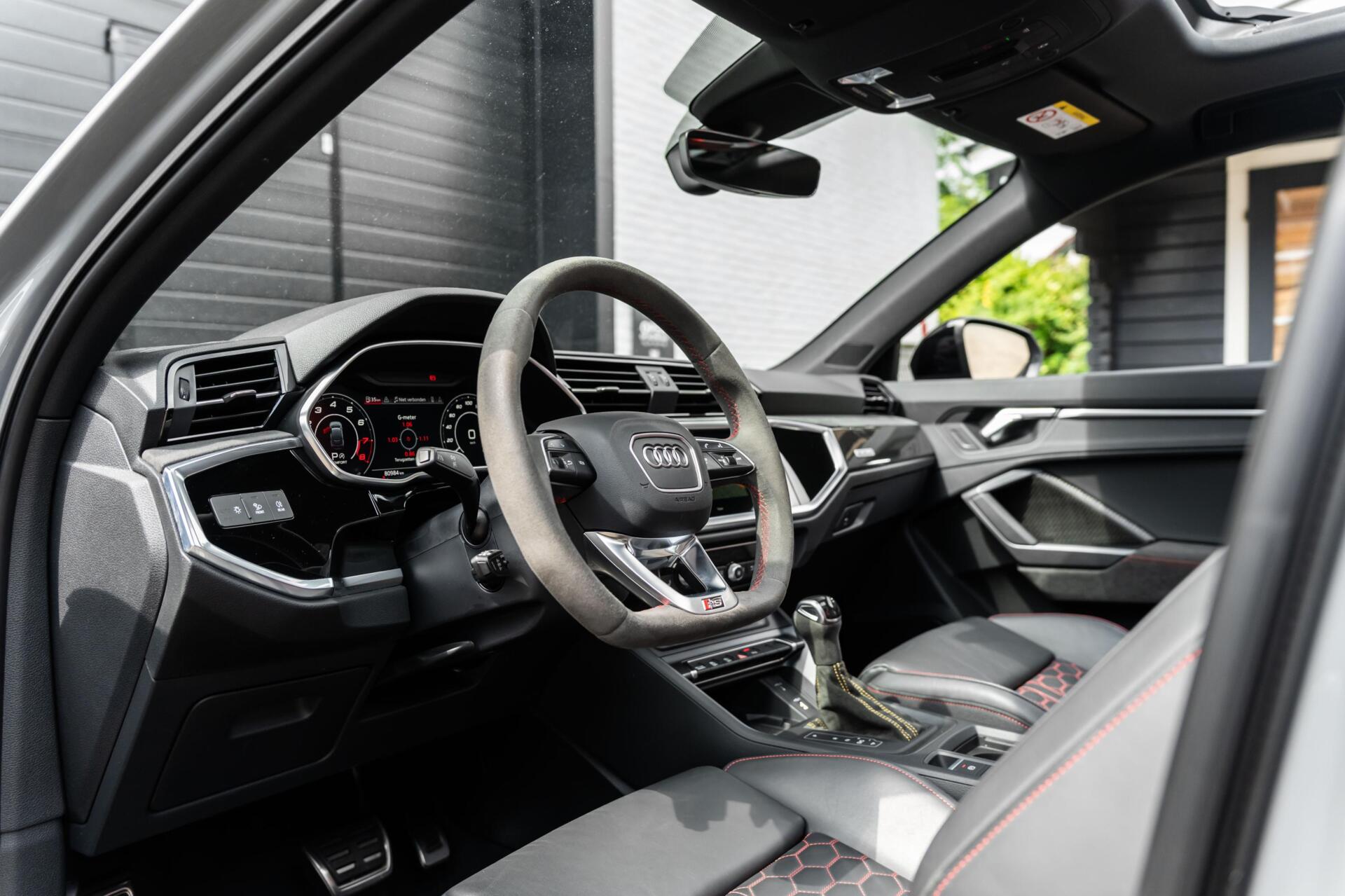 Foto van Audi RS Q3 Sportback