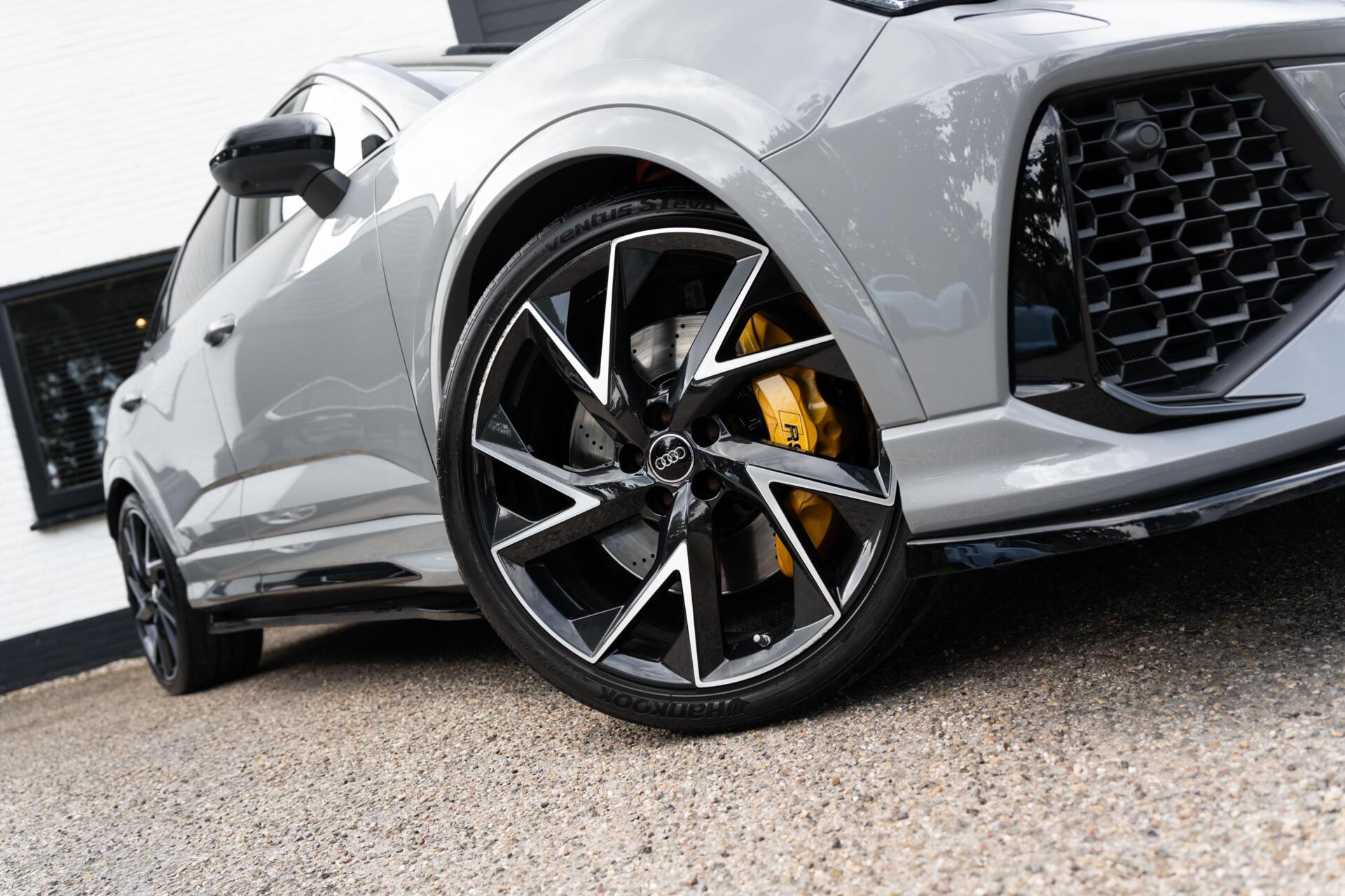 Foto van Audi RS Q3 Sportback