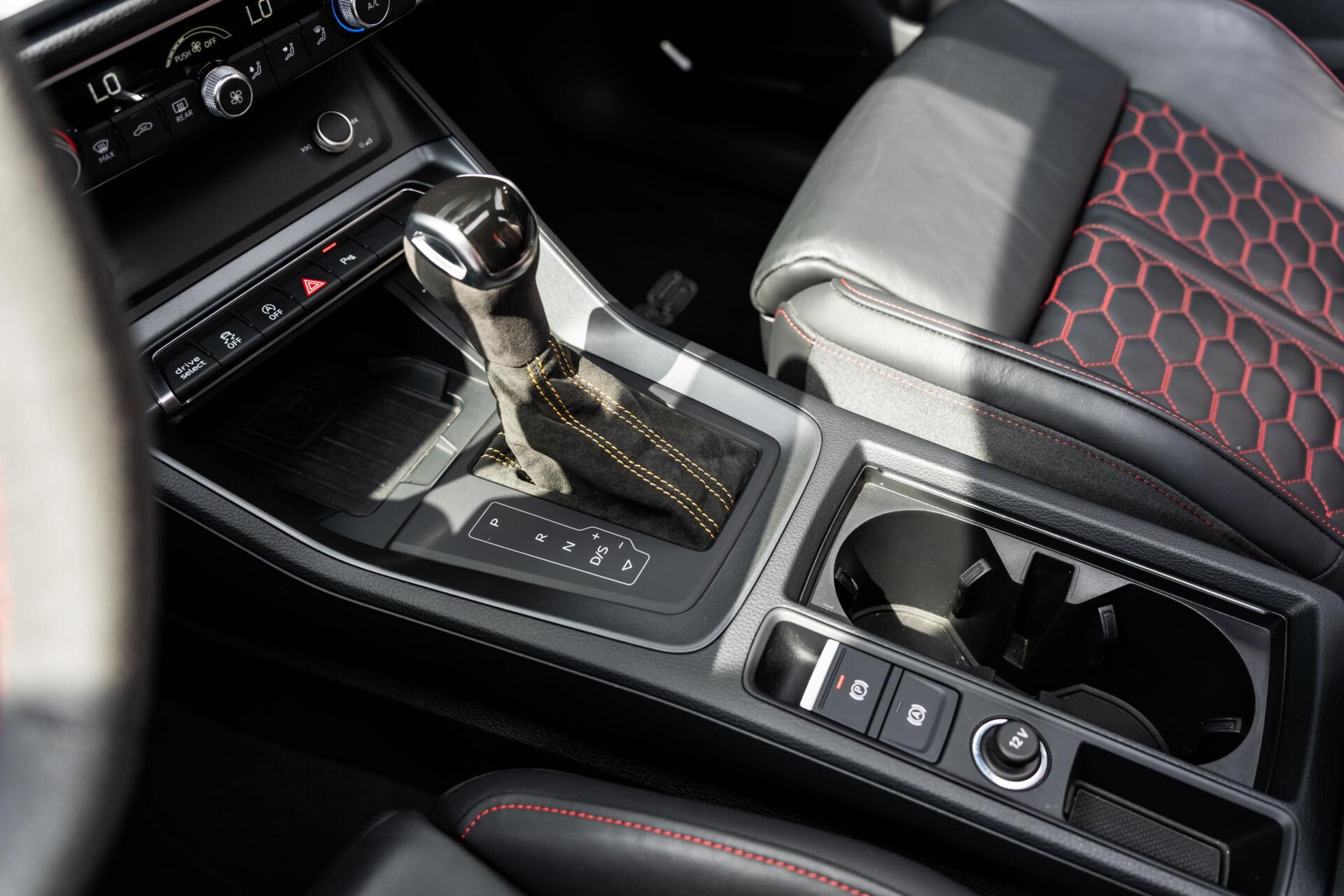 Foto van Audi RS Q3 Sportback