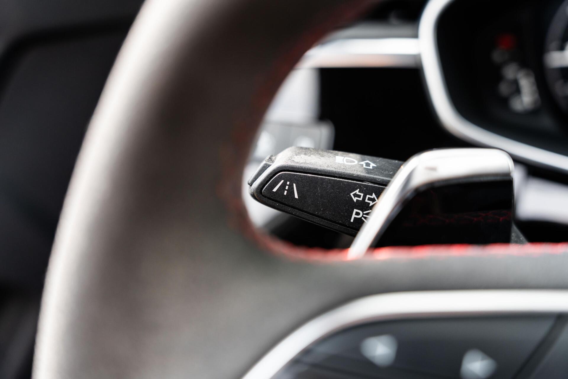 Foto van Audi RS Q3 Sportback
