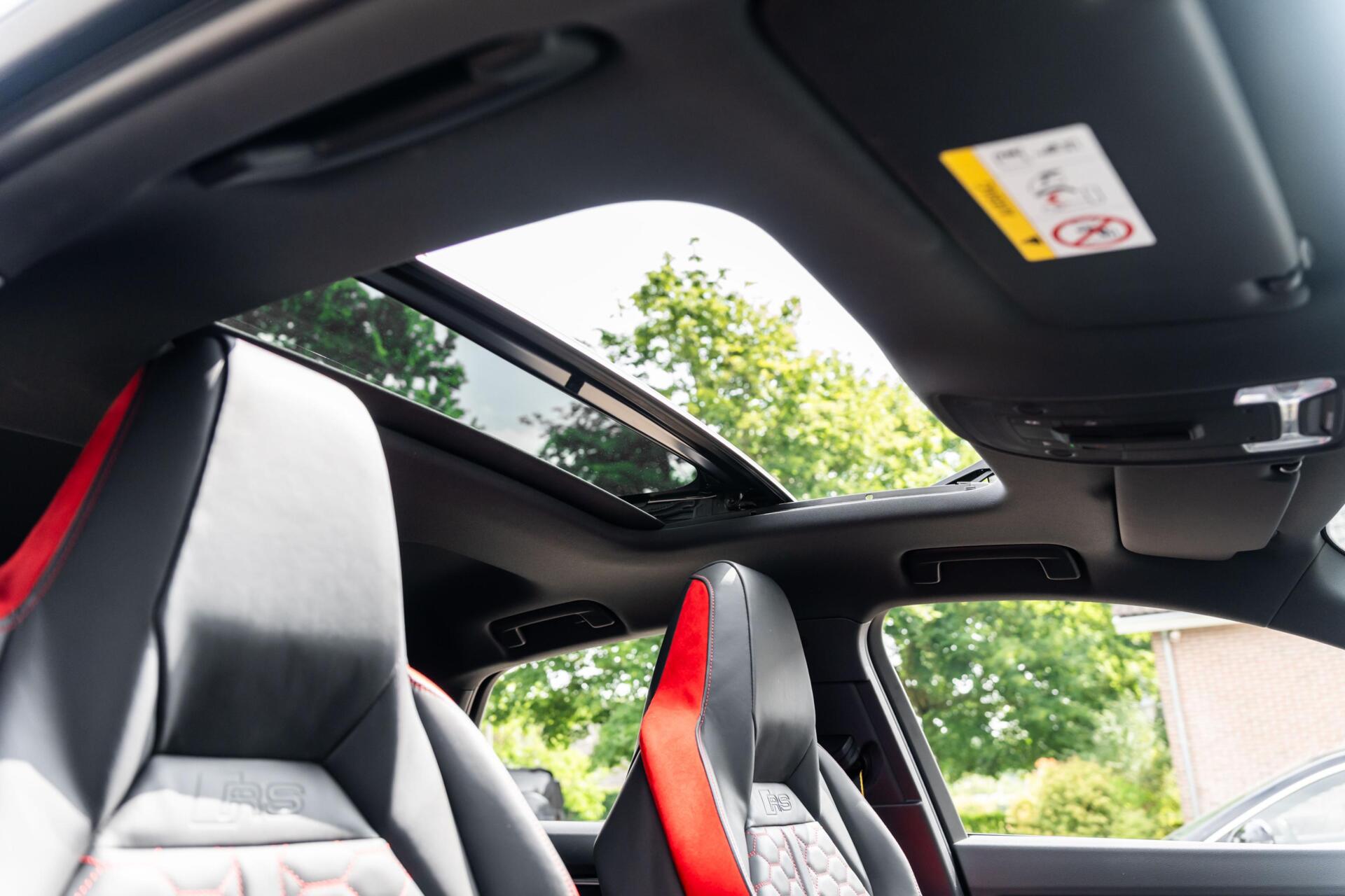 Foto van Audi RS Q3 Sportback