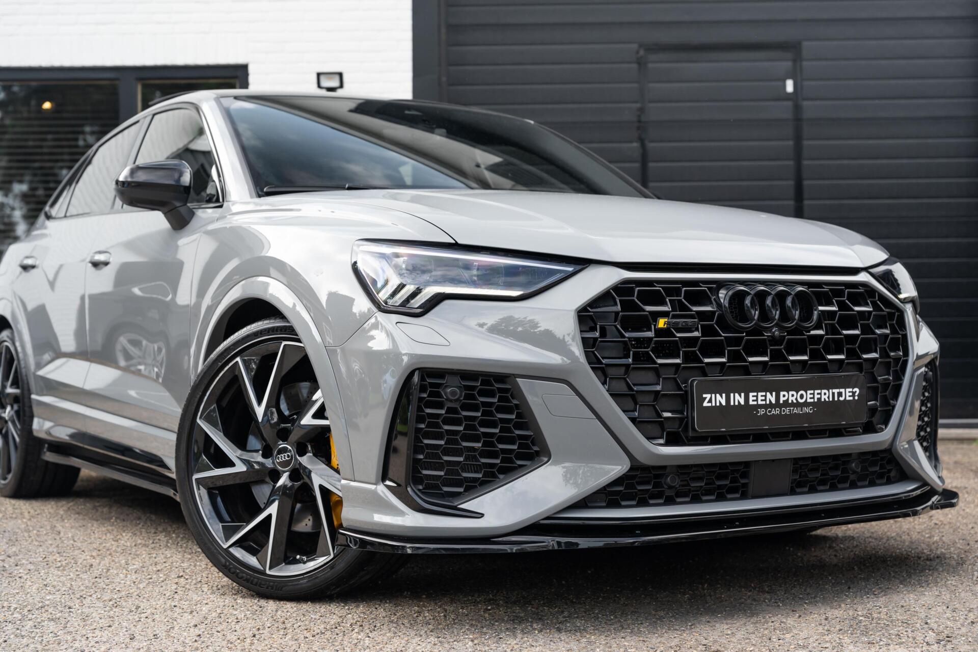 Foto van Audi RS Q3 Sportback