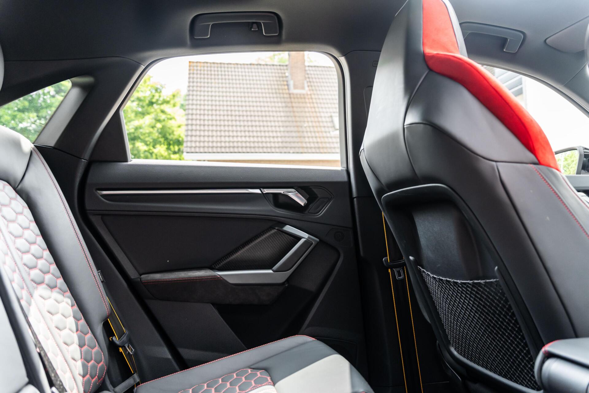 Foto van Audi RS Q3 Sportback
