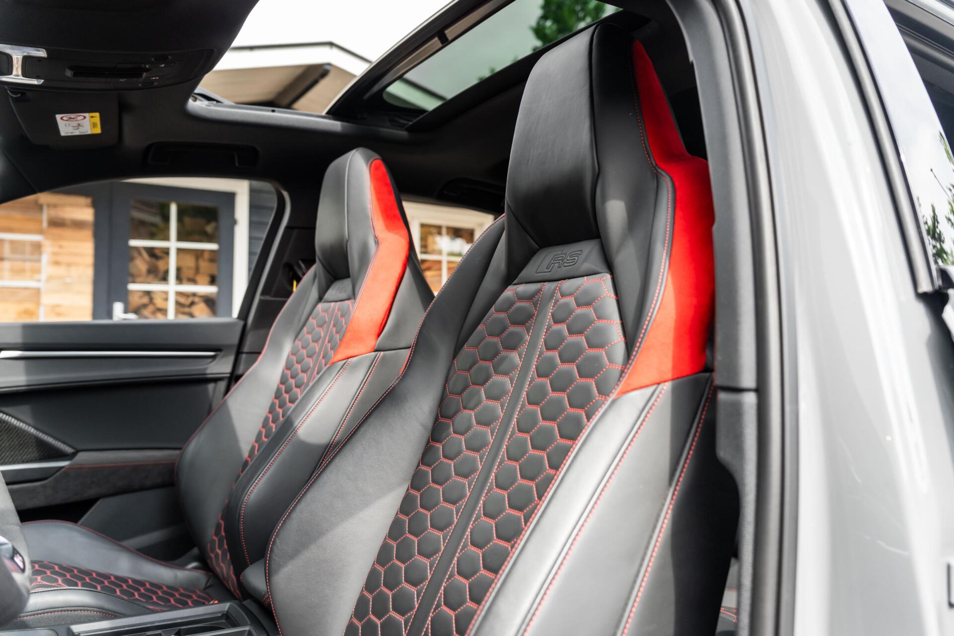 Foto van Audi RS Q3 Sportback