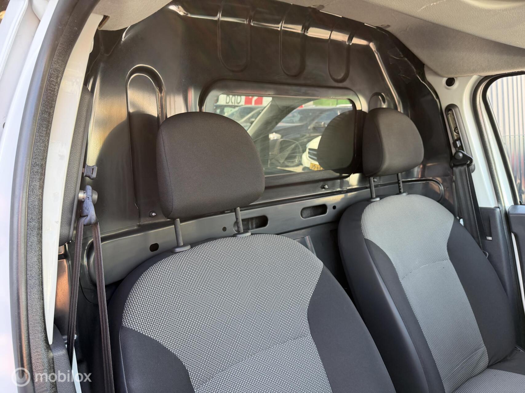 Foto van Dacia Dokker