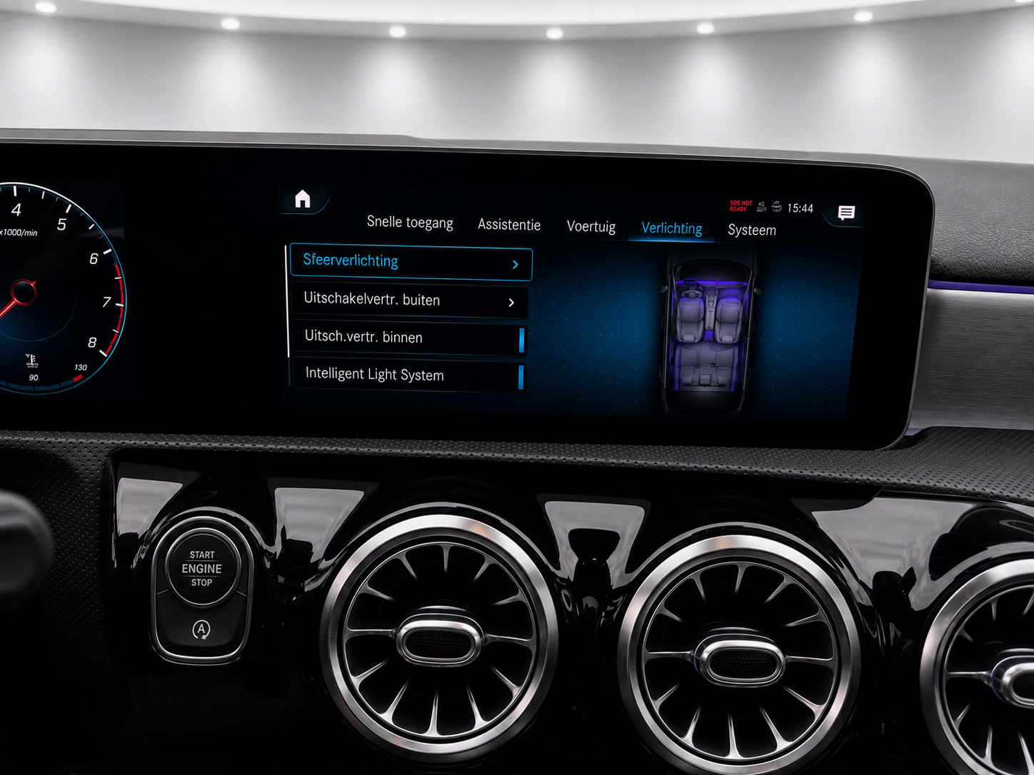 Foto van Mercedes-Benz A 220