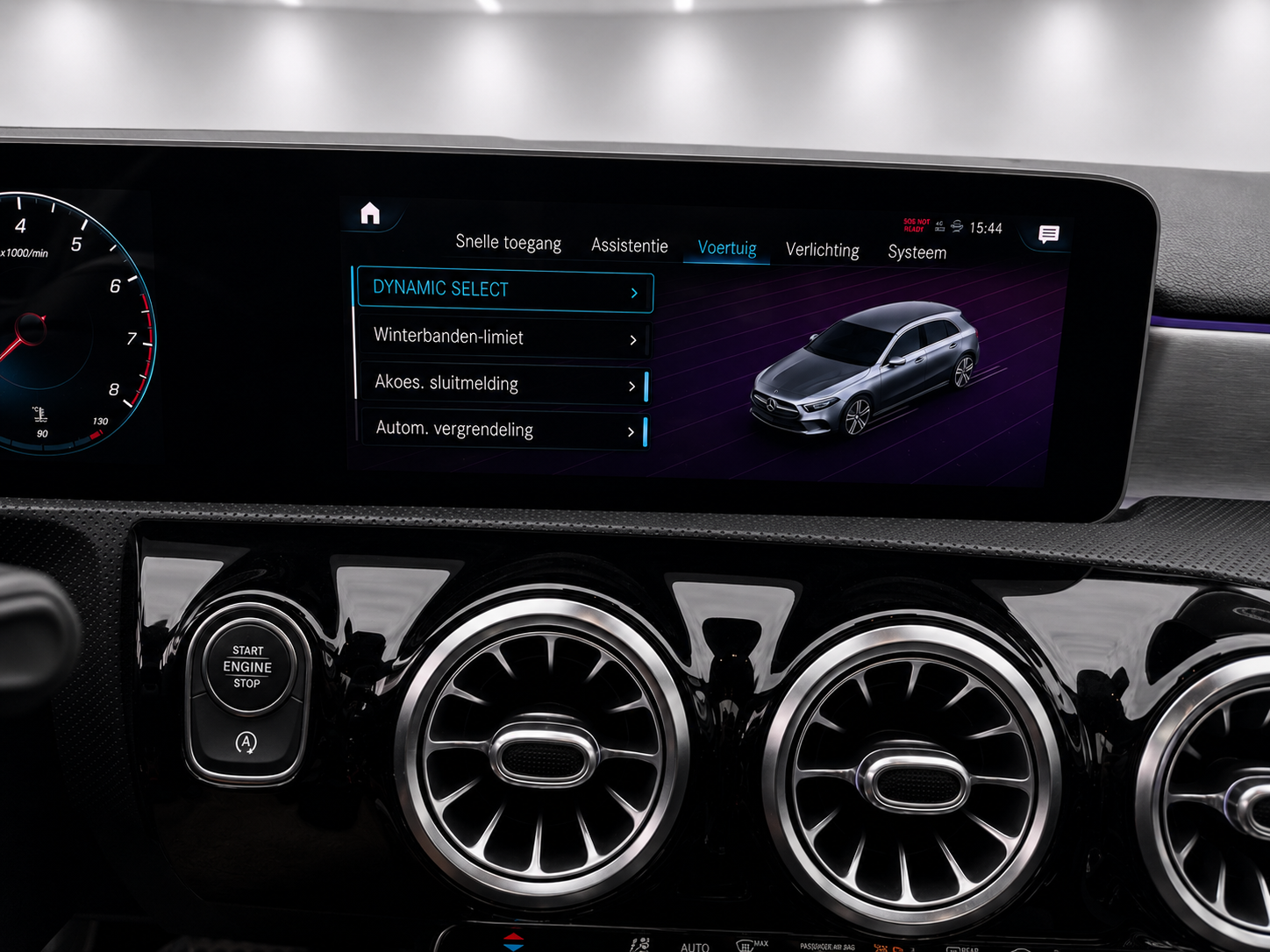 Foto van Mercedes-Benz A 220
