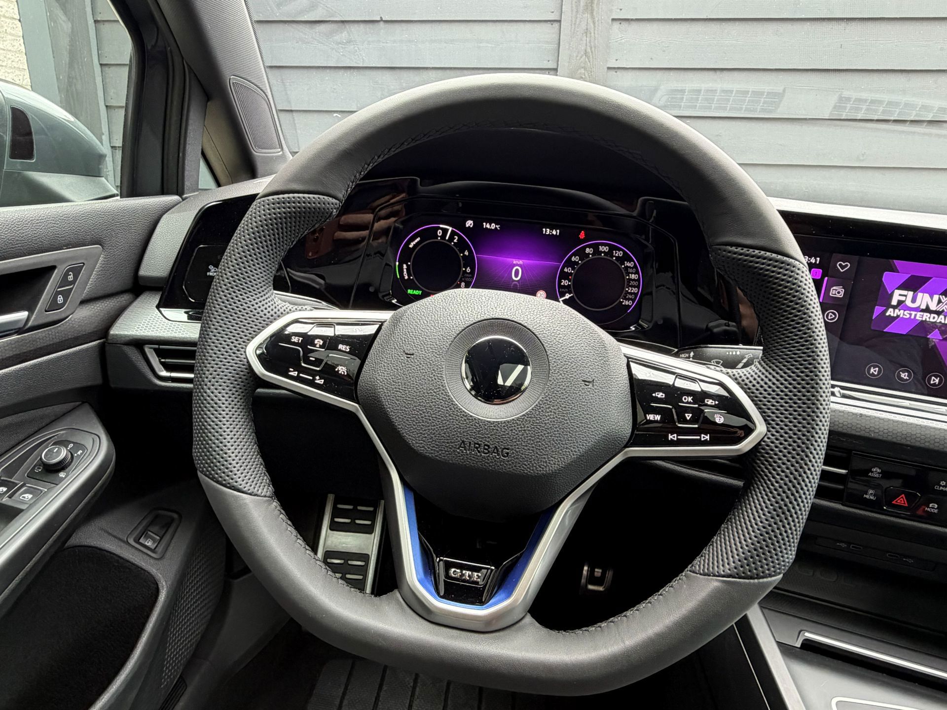 Foto van Volkswagen Golf GTE