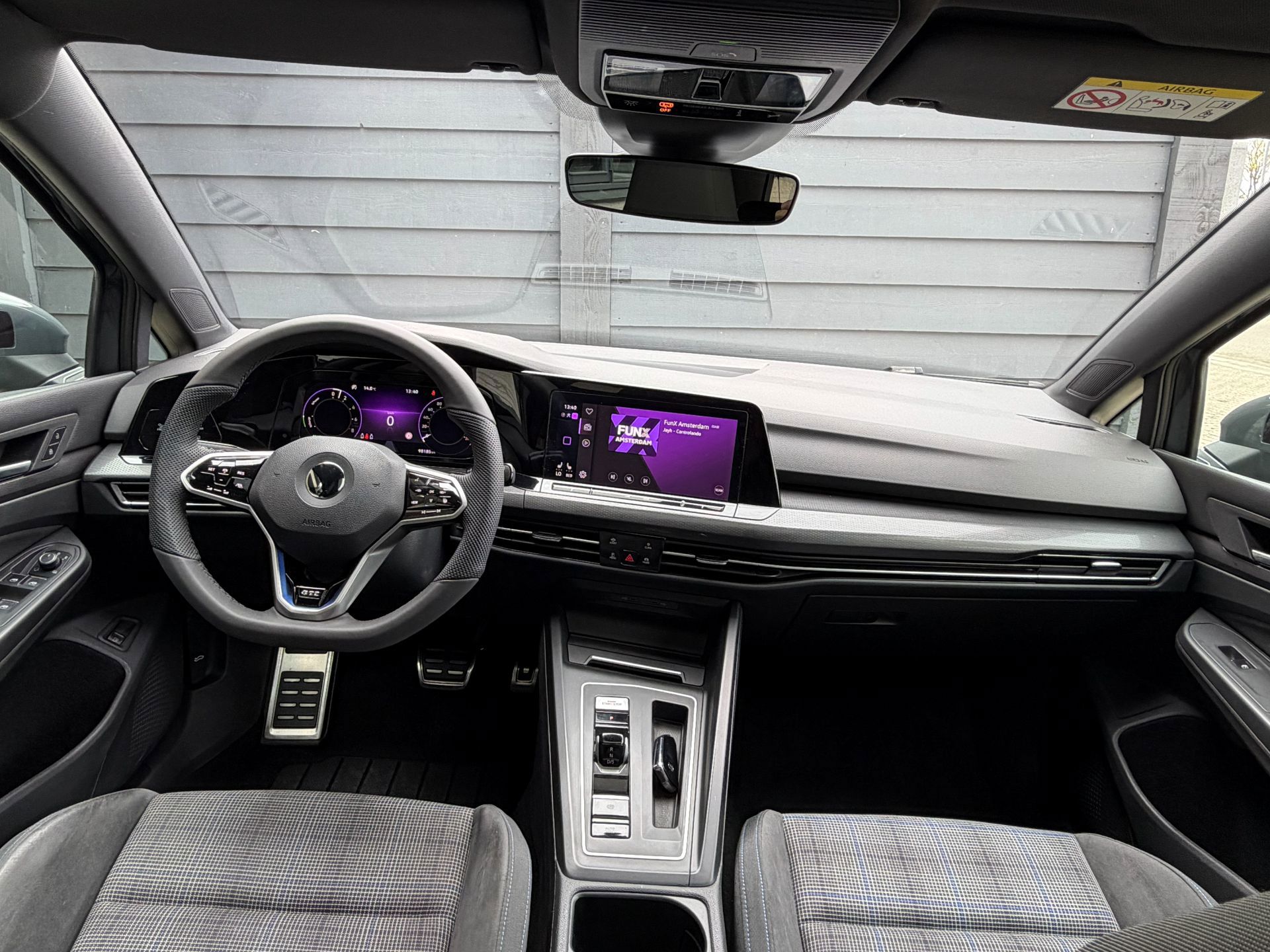 Foto van Volkswagen Golf GTE