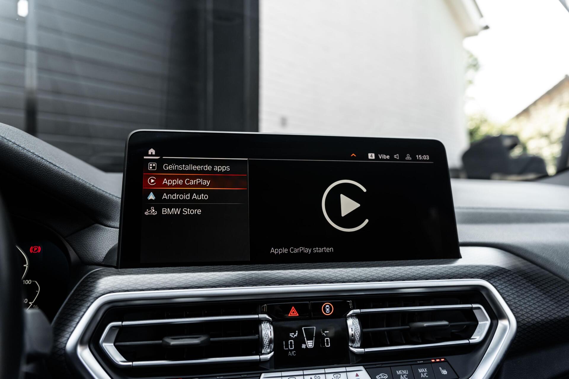 Foto van BMW X3 Xdrive30e