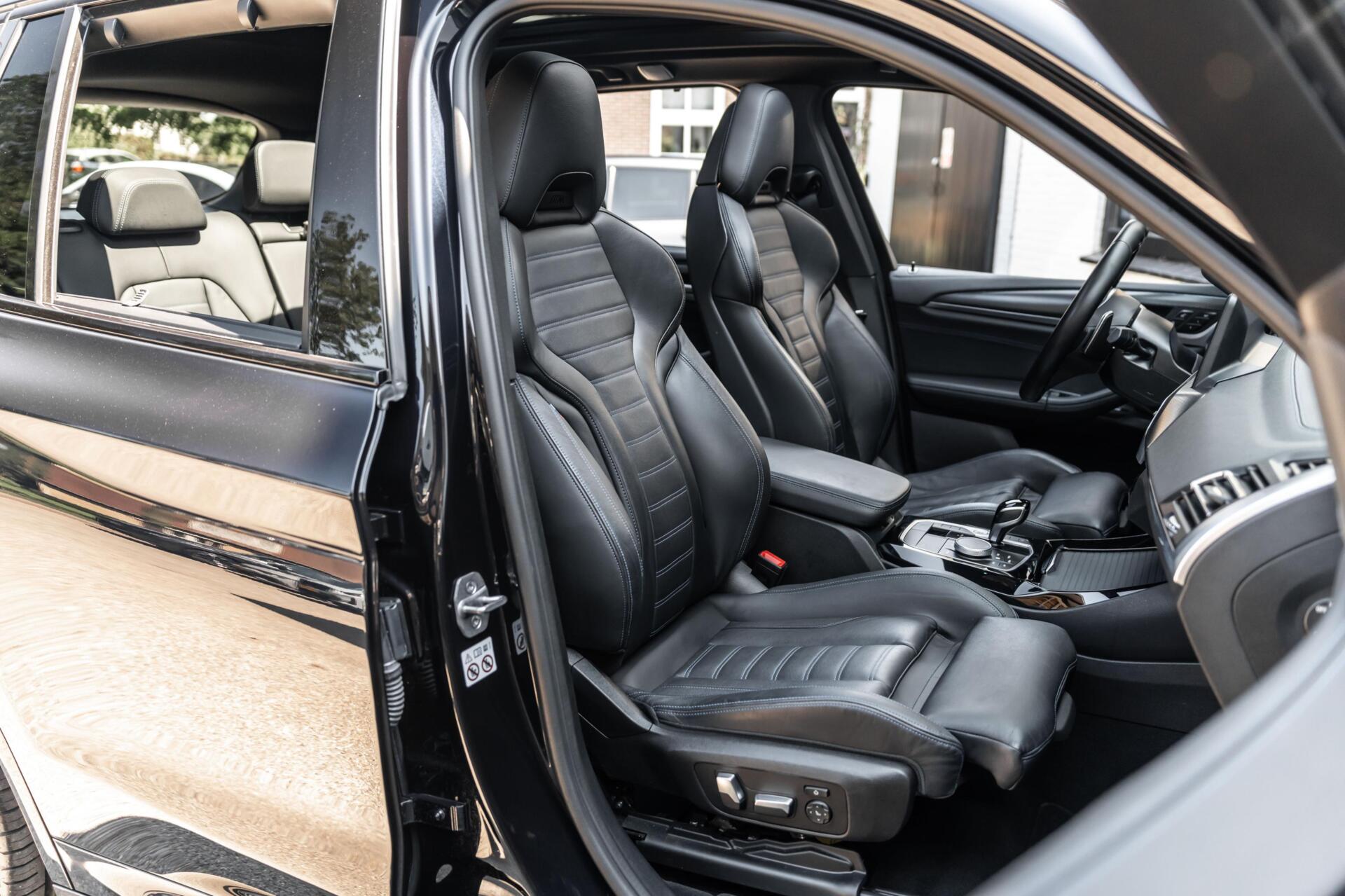 Foto van BMW X3 Xdrive30e