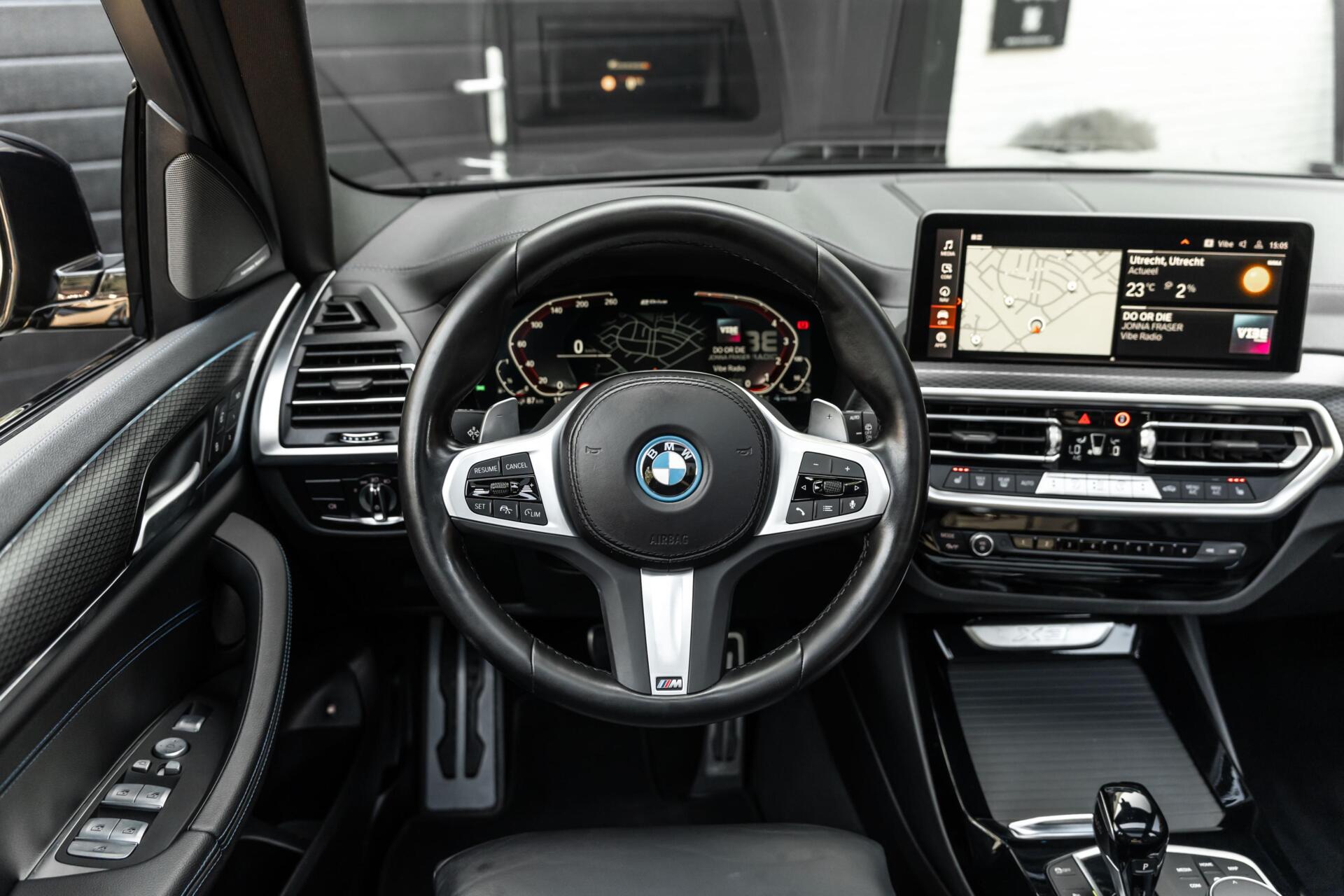 Foto van BMW X3 Xdrive30e