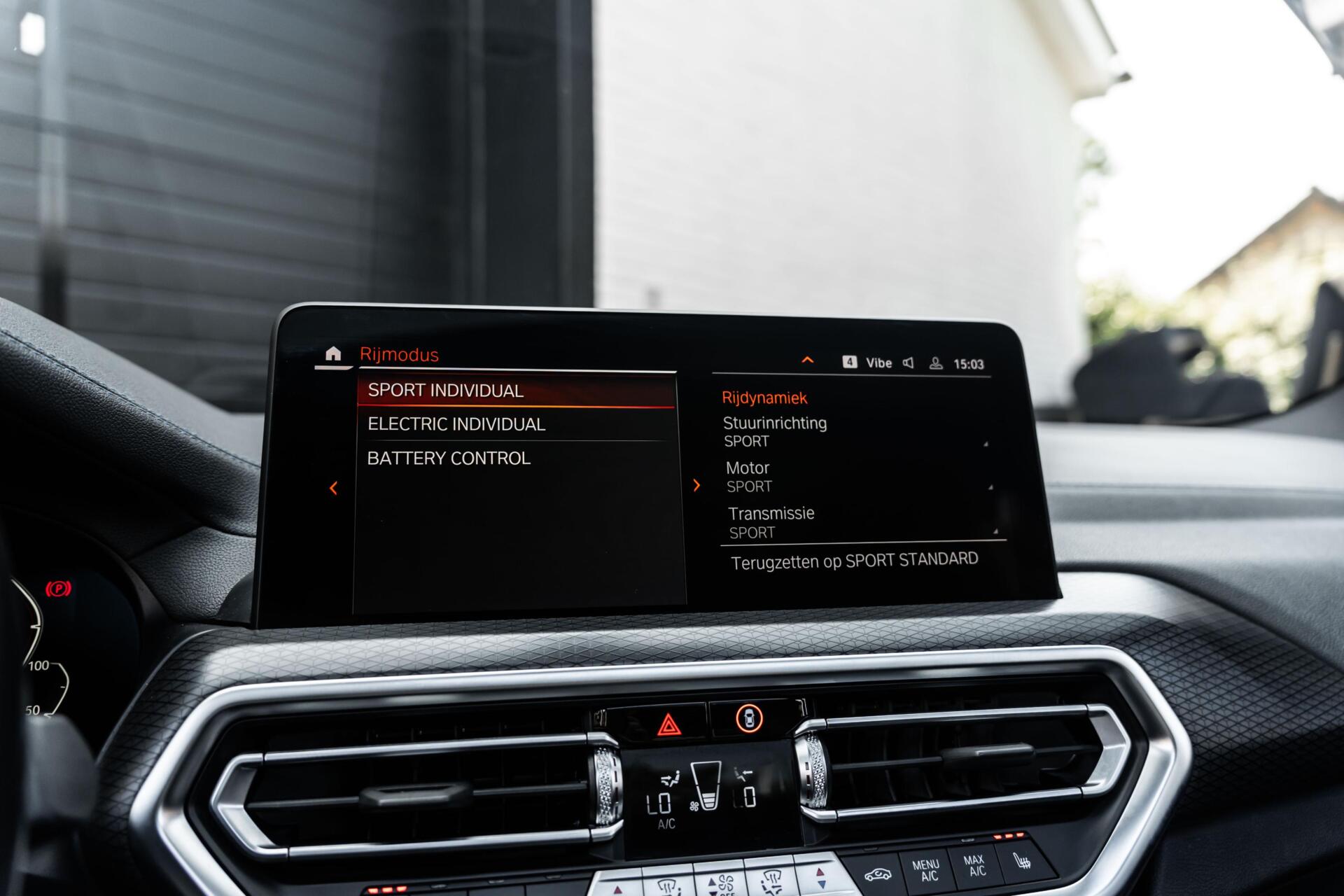 Foto van BMW X3 Xdrive30e