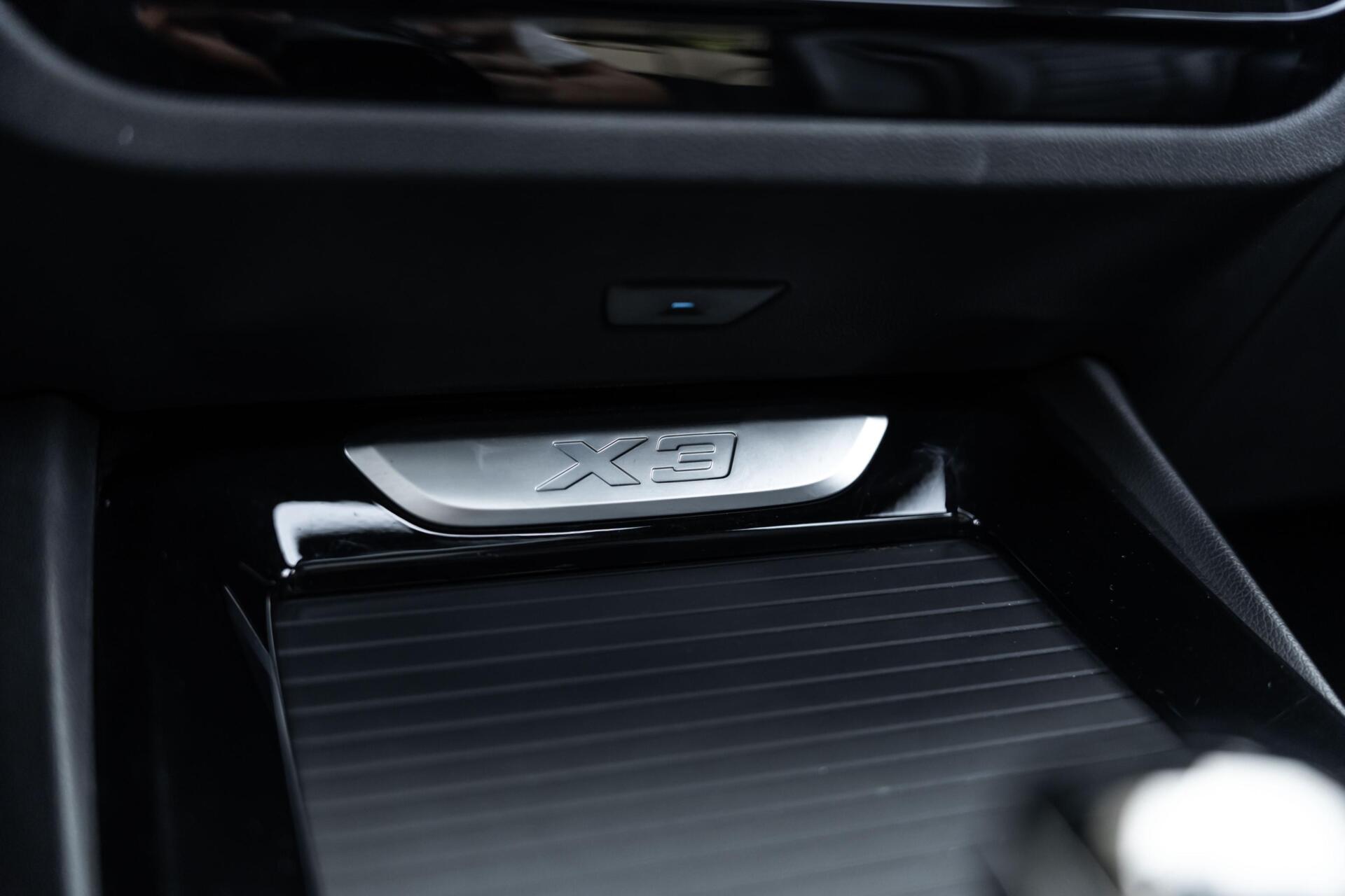 Foto van BMW X3 Xdrive30e