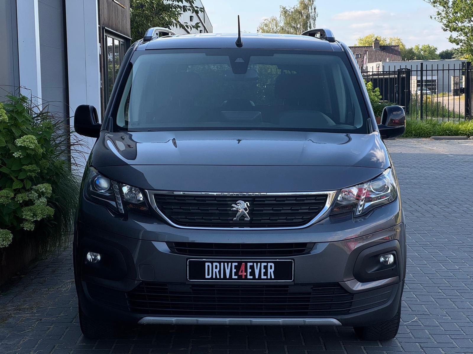 Foto van Peugeot Rifter