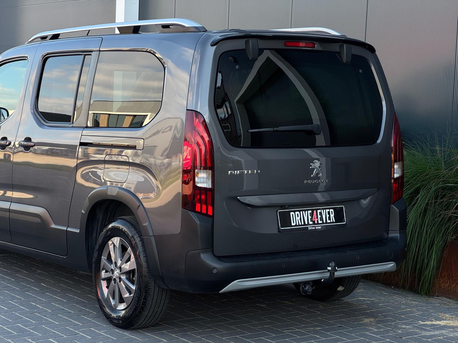 Foto van Peugeot Rifter