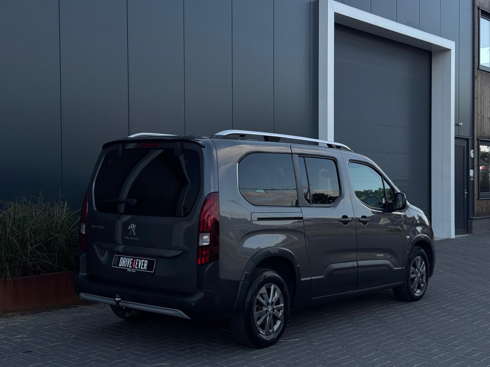 Foto van Peugeot Rifter