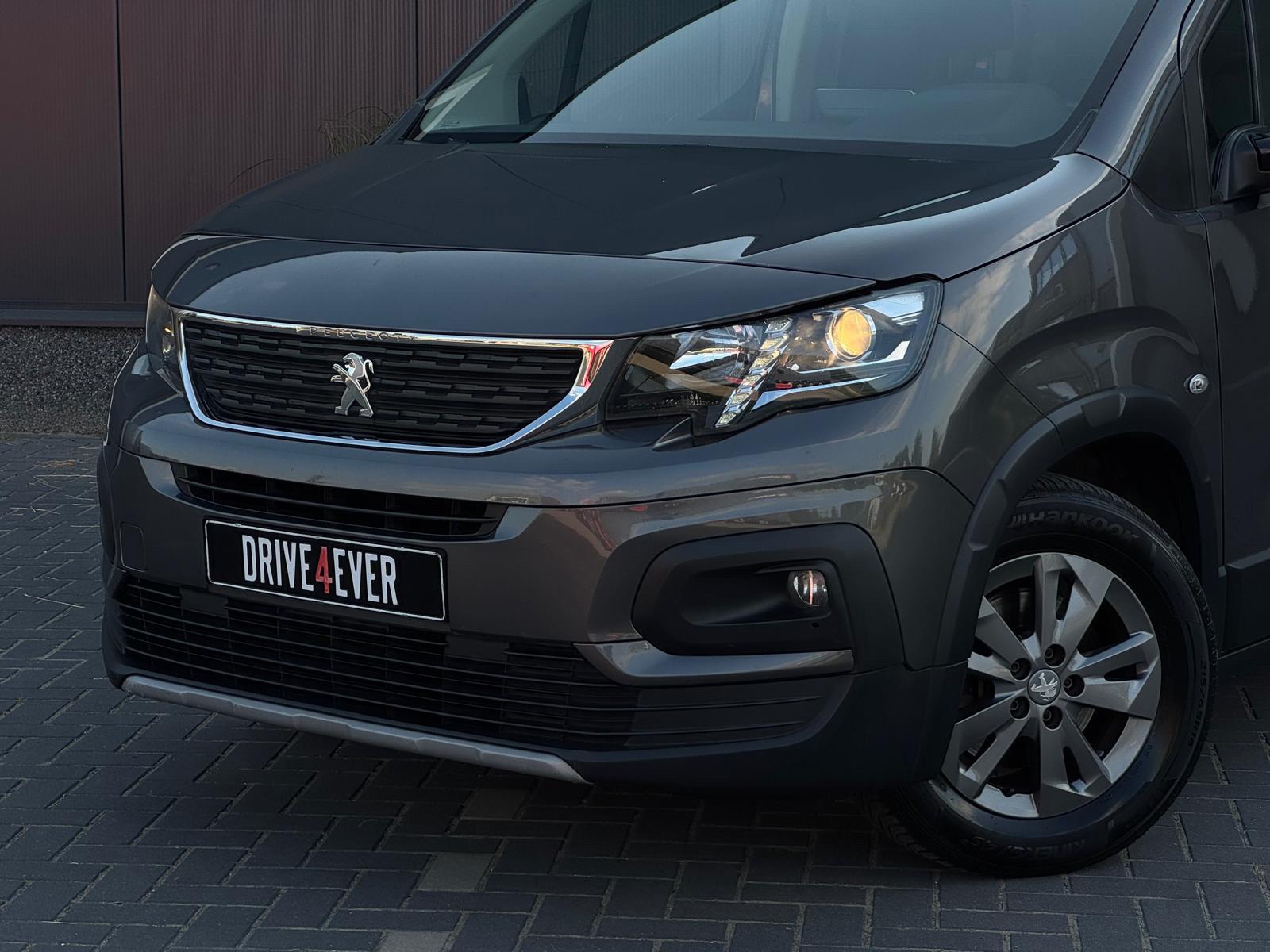 Foto van Peugeot Rifter
