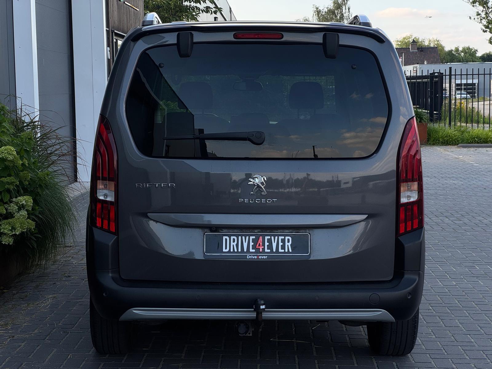 Foto van Peugeot Rifter