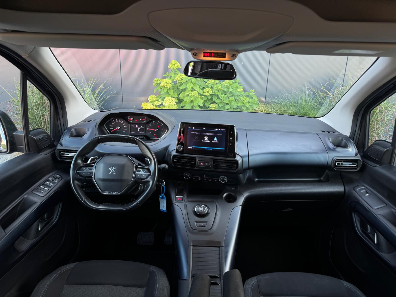 Foto van Peugeot Rifter